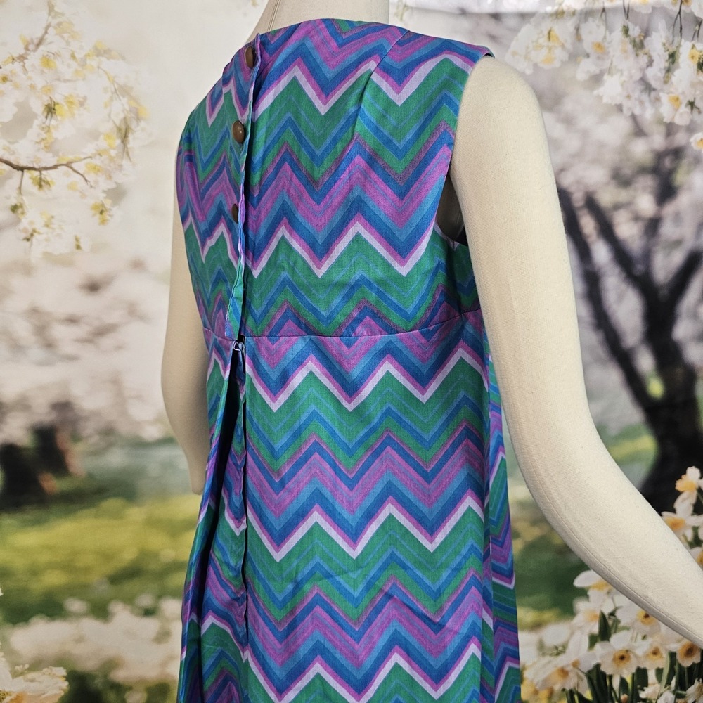 Vintage 1960's Dress Shift Mod Purple Green Zigzag Pattern Sleeveless 60s Groovy - Picture 14 of 15